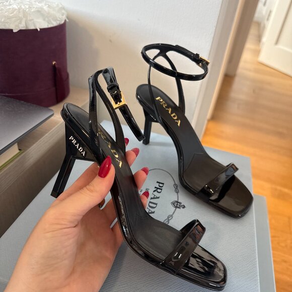 NWT Prada Ankle Strap Sandals Black Patent Leather Single Toe Strap Sz 36 - Picture 4 of 9